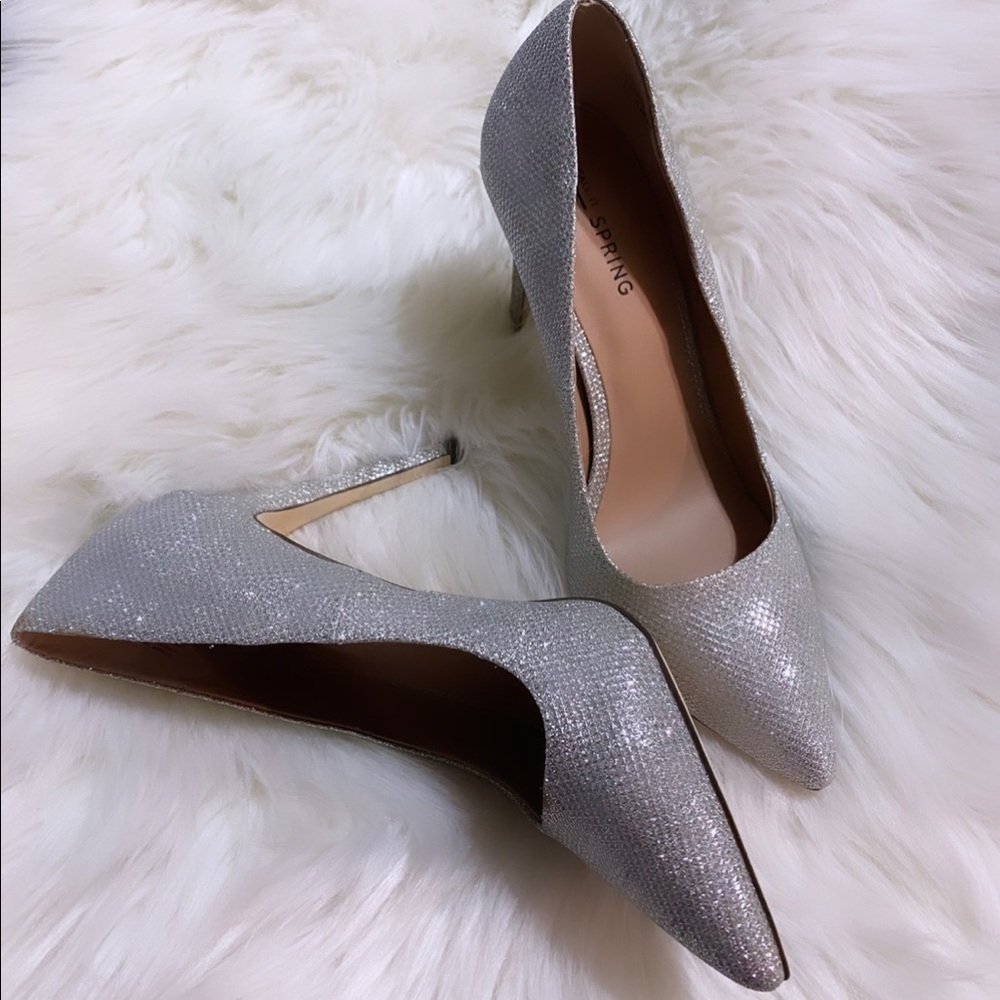 Women’s dress shoes